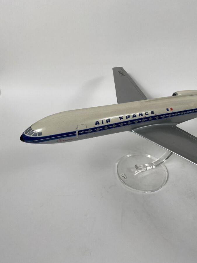 Sud Aviation SE 210 Caravelle Air France FBHRA au 1/50ème en résine peinte réal…
