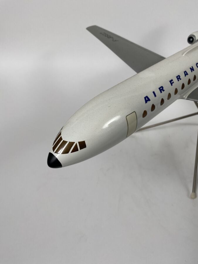 Sud Aviation SE 210 Caravelle Air France (Indochine) F-BSGZ au 1/50ème en résin…
