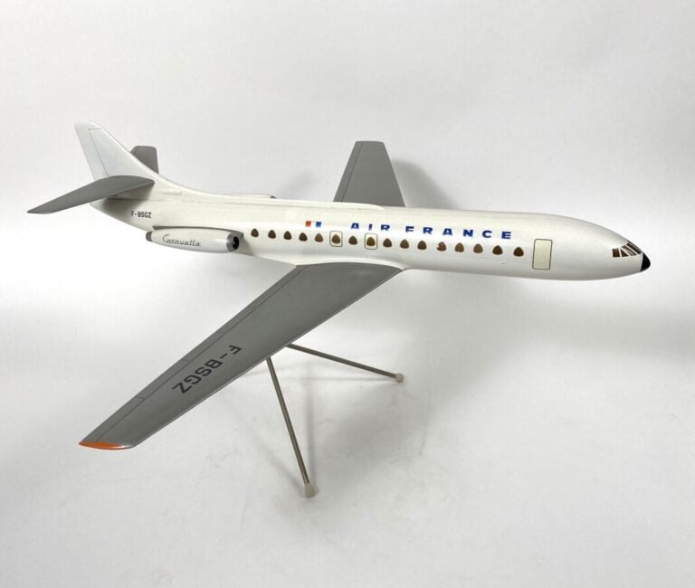 Sud Aviation SE 210 Caravelle Air France (Indochine) F-BSGZ au 1/50ème en résin…