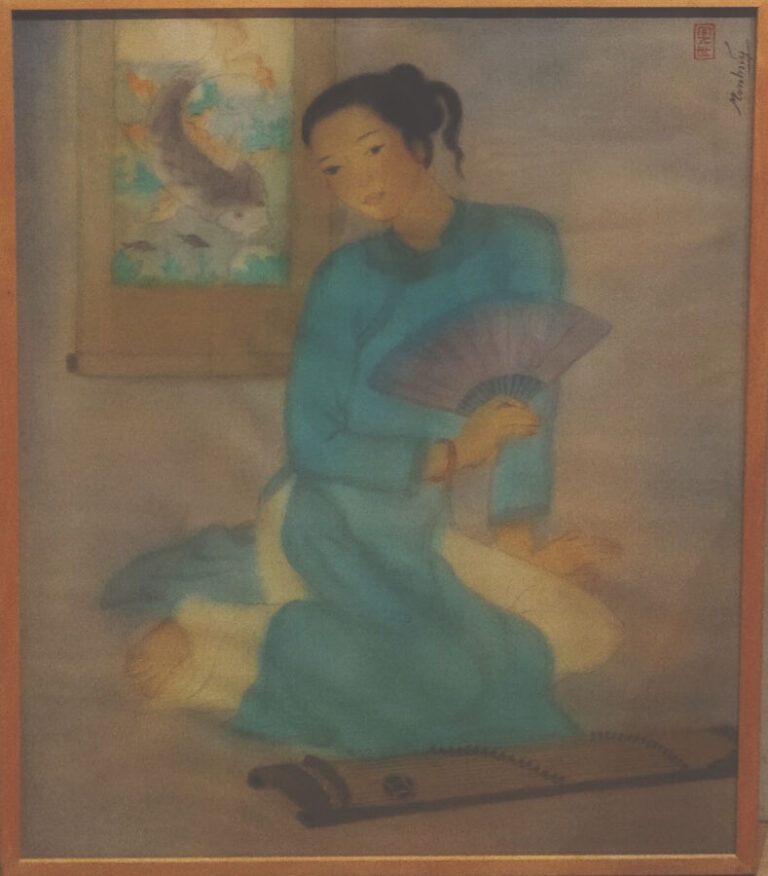 VIETNAM - XXème siècle - Jeune femme à l'éventail - Peinture sur soie - Cachet…