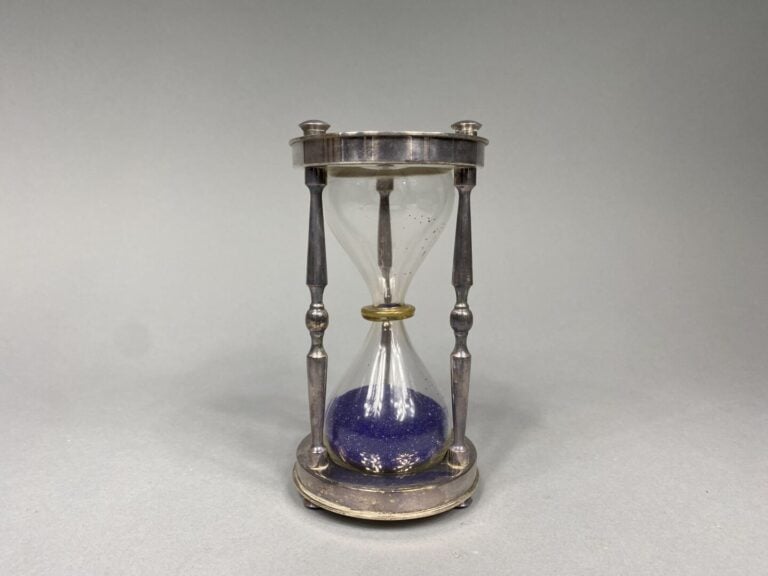 CHRISTOFLE pour Gallia - Sablier en métal argenté - H : 15.5 cm - (avec boîte d…
