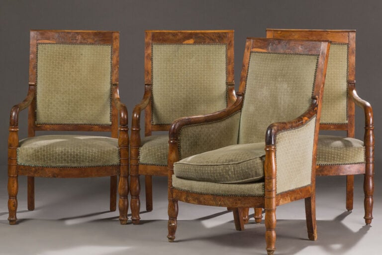 Ensemble de fauteuils, bergère et chaises en acajou