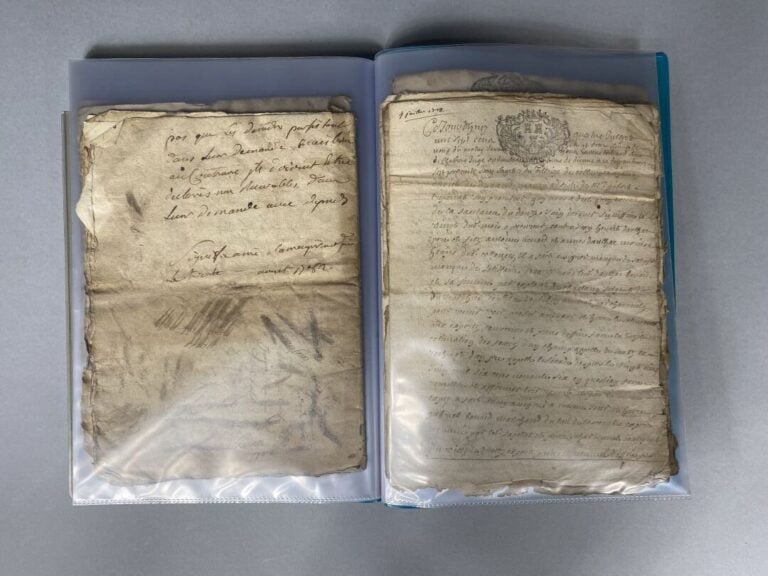 Réunion de documents concernant principalement le couvent des religieuses de la…