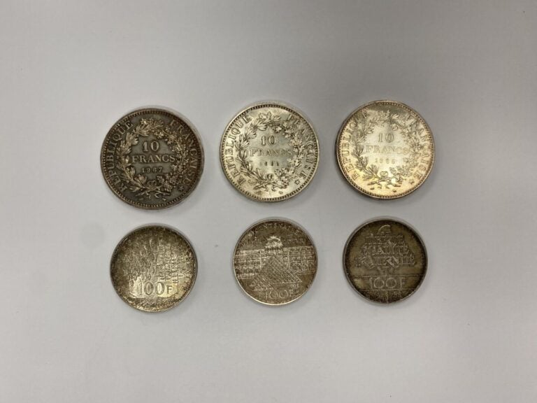 France - Divers - Lot de monnaies en argent comprenant : - -Trois 10 Francs Her…