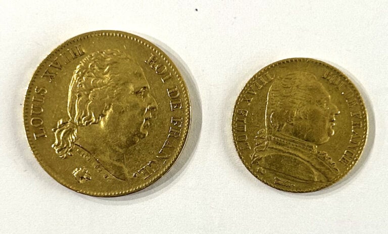 France - Louis XVIII (1815-1824) - Lot de deux monnaies comprenant : - -Une 40…