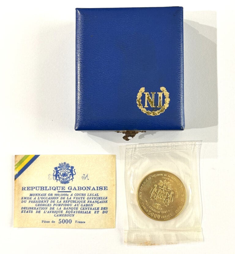 Gabon - - 5000 Francs 1971 - A : Tête à gauche de Georges Pompidou - R : Armes…