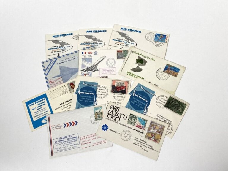 Lot d'enveloppes dont : - - Environ 9 enveloppes 1er jour Concorde A.F - Enviro…