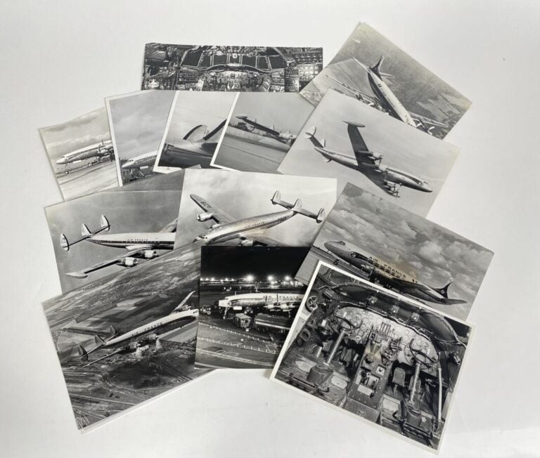 Lot de photos tirages argentiques Air France dont : - - Environ 6 tirages argen…