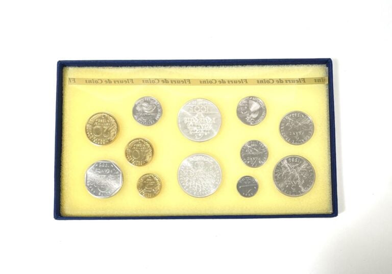 MONNAIE DE PARIS - Coffret "Fleurs de Coins 1986" - Valeurs faciales 1ct à 100…