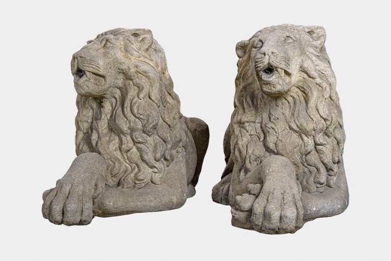 École française vers 1900 - Deux lions - Sculptures en pierre calcaire pour l'u…