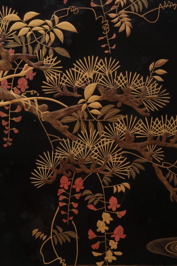 JAPON - XIXème siècle - Jû'bako (boîte à pique-nique) laquée à décor d'un pin (…