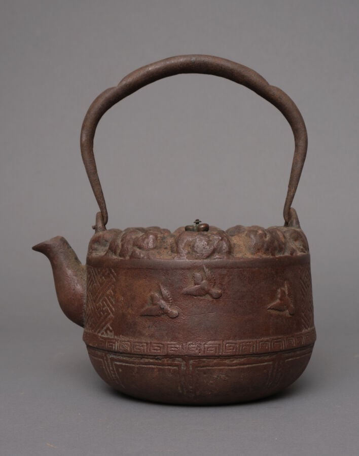 JAPON - XIXème - XXème - Tetsubin (bouilloire) de la période Meiji (1868-1912),…