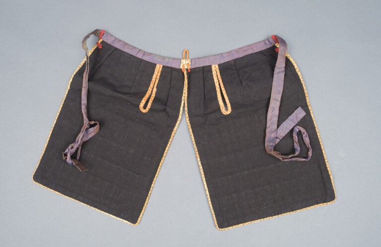 JAPON - XVIIIème -XIXème siècle - Armure dorée de la période Edo avec des cordo…