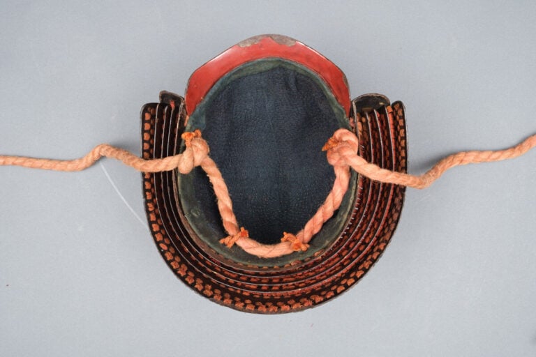 JAPON - XVIIIème -XIXème siècle - Armure dorée de la période Edo avec des cordo…