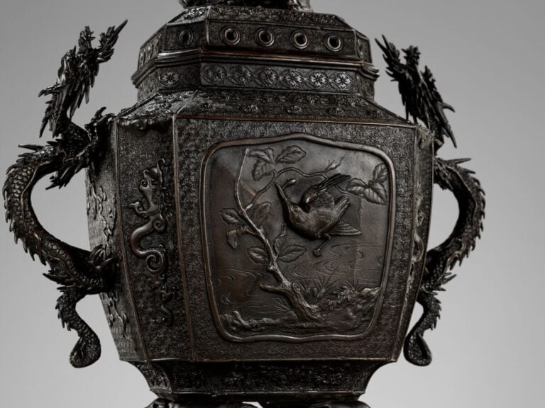 JAPON XVIIIème - XIXème siècle - Grand Koro (brûleur d'encens) en bronze de la…