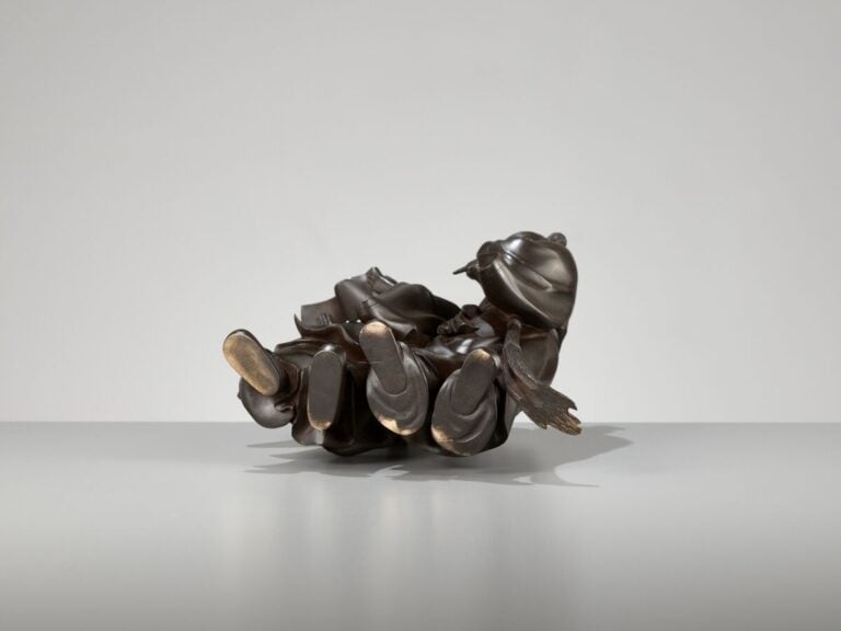 JAPON - XXème siècle - MOTOHARU : Okimono en bronze, scellé Motoharu Japon, pér…