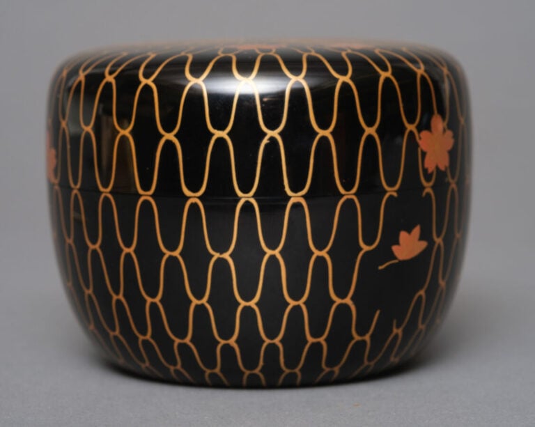 JAPON - XXème siècle - Période Shôwa (1926-1989). - Boîte à thé en laque (natsu…