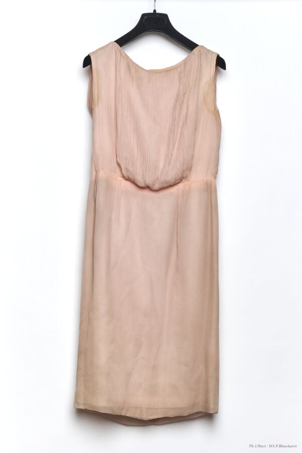 MARC VAUGHAN - 1960'S - ROBE - MOUSSELINE CRÉPON - ROSE LAYETTE - SANS GRIFFE -…