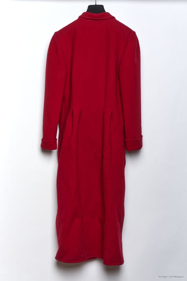 MARC VAUGHAN - 1970'S - MANTEAU - LAINAGE DOUBLE FACE - GROSEILLE - DEUX POCHES…