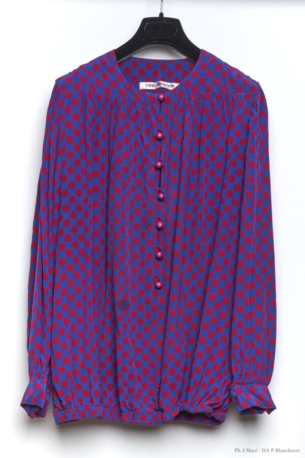 MARC VAUGHAN - 1980'S - CINQ BLOUSES - SOIE - DIVERSES - CERTAINES IMPRIMÉES, F…