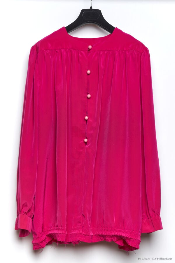 MARC VAUGHAN - 1980'S - CINQ BLOUSES - SOIE - DIVERSES - CERTAINES IMPRIMÉES, F…