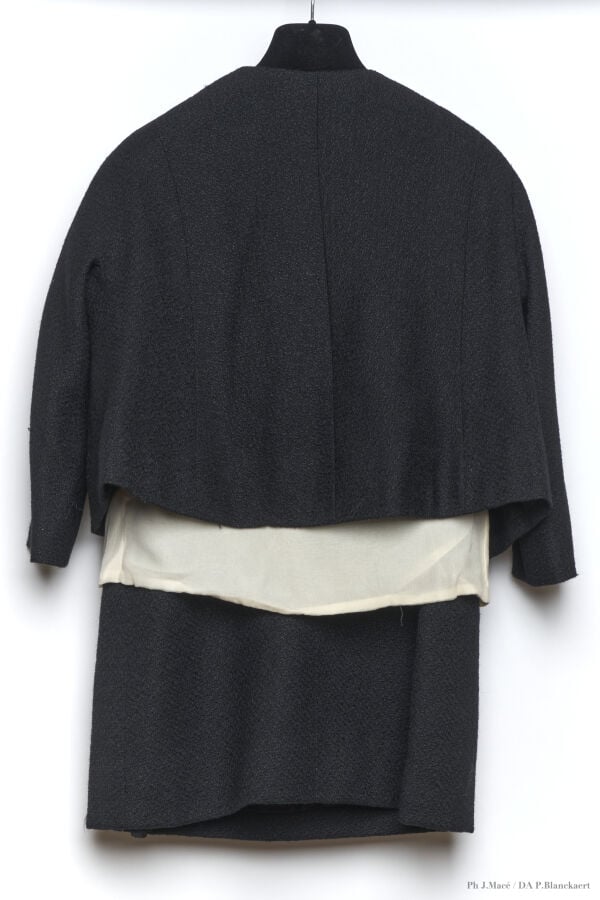MARC VAUGHAN - CIRCA 1960 - TAILLEUR, BLOUSE - TWEED, LAINE, MOUSSELINE DE SOIE…