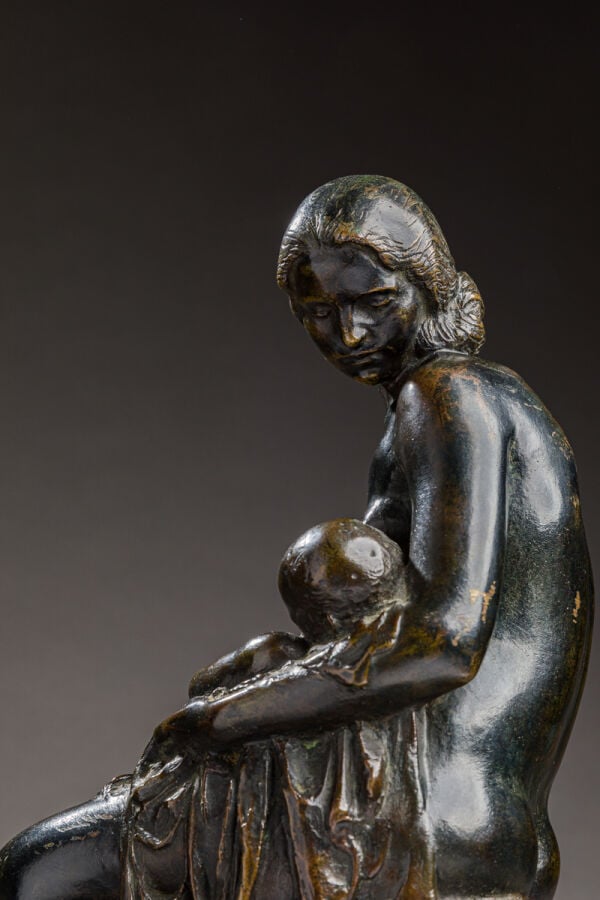 Mario Joseph KORBEL (1882-1954) - Maternité, 1921 - Bronze à patine vert foncé,…