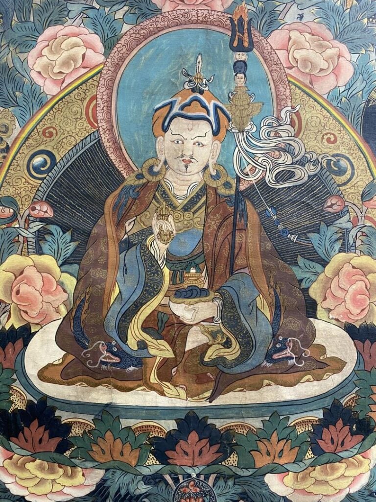 Tibet - Thangka, détrempe sur toile, représentant Guru Padmasambhava / Rinpoché…