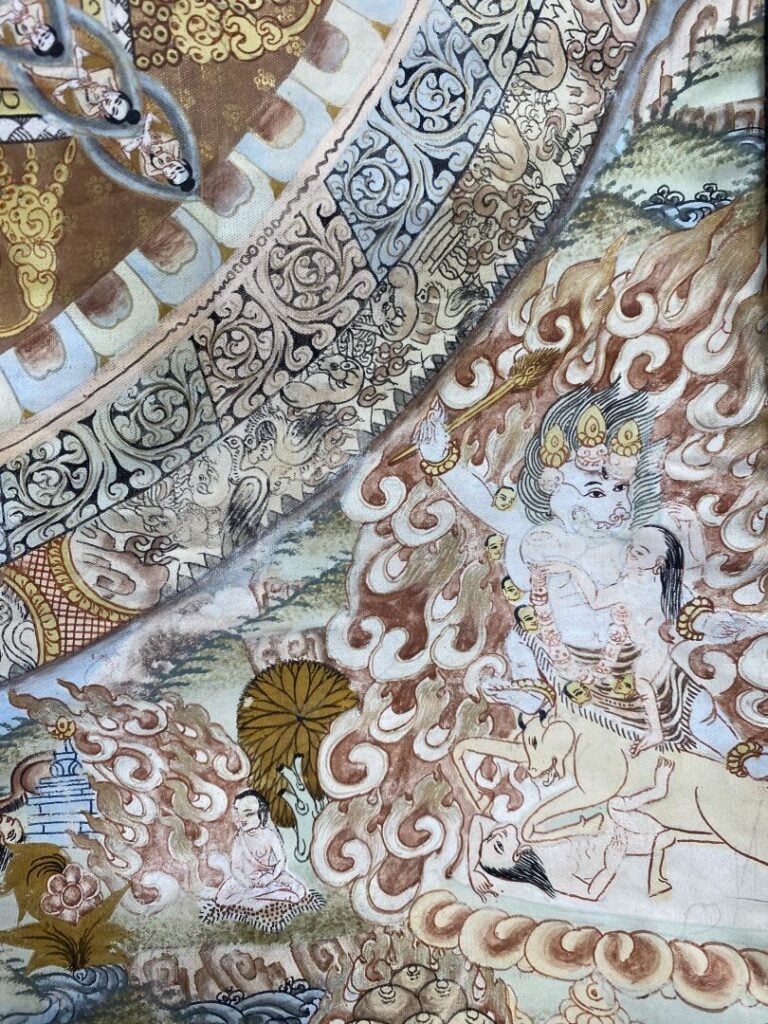 Tibet - Thangka représentant des divinités autour de la roue de la vie du Boudd…