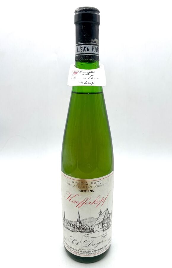 Une bouteille d'ALSACE - RIESLING KAEFFERKOPF - Joseph DREYER. 1992. Étiquette…