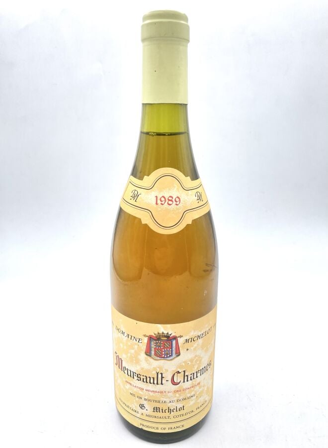 Une bouteille de MEURSAULT 1er cru CHARMES - MICHELOT-BUISSON. 1989.