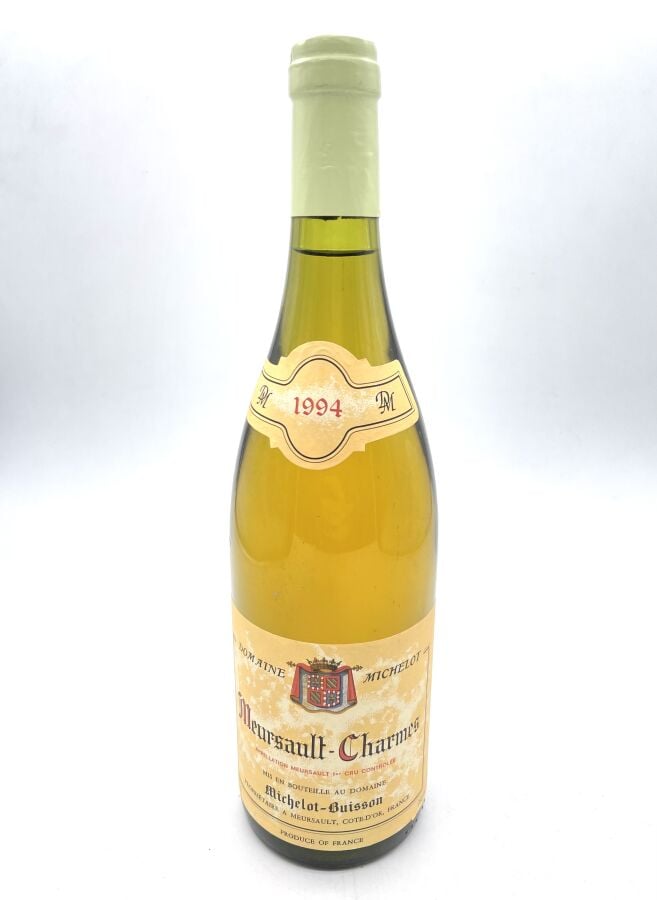 Une bouteille de MEURSAULT 1er cru CHARMES - MICHELOT-BUISSON. 1994.