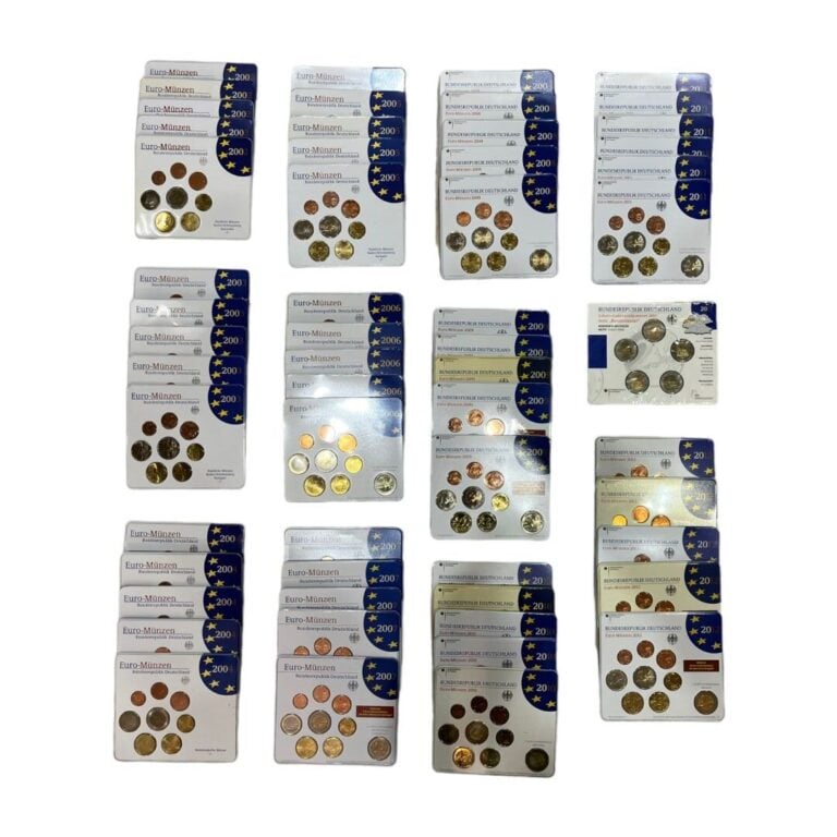 Allemagne - Euros - Collection de cinquante-sept coffrets UNC de 1 centime à 2…