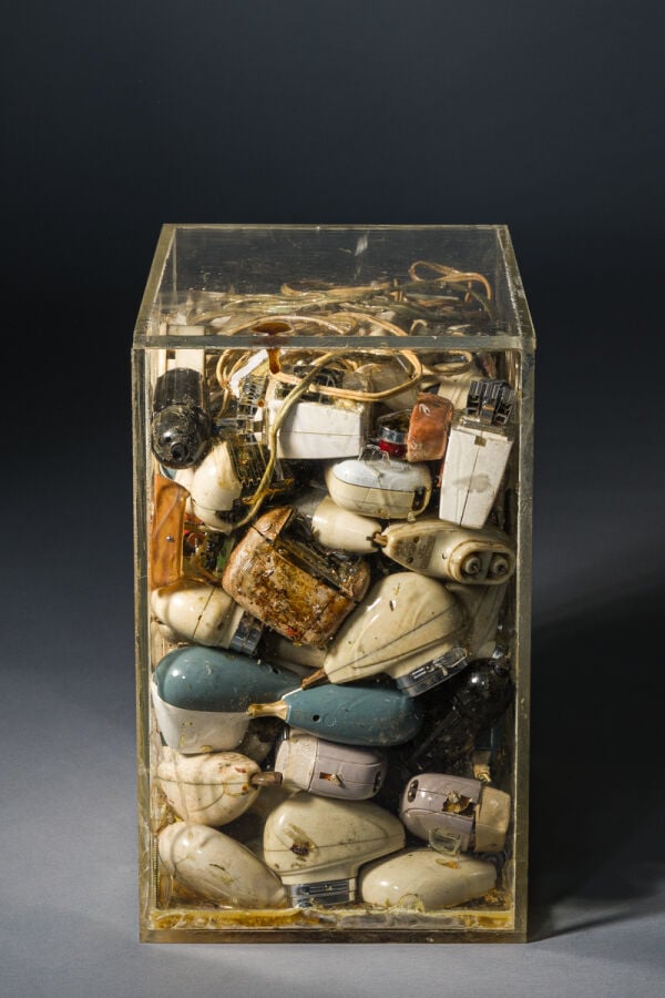 ARMAN (1928-2005) ARMAND FERNANDEZ DIT - Accumulation, 1971 (Denyse Durand-Ruel…