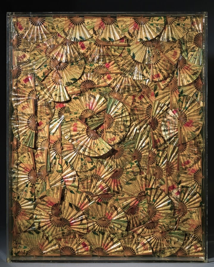 ARMAN (1928-2005) ARMAND FERNANDEZ DIT - Eventails, c.1995 - Accumulation dans…