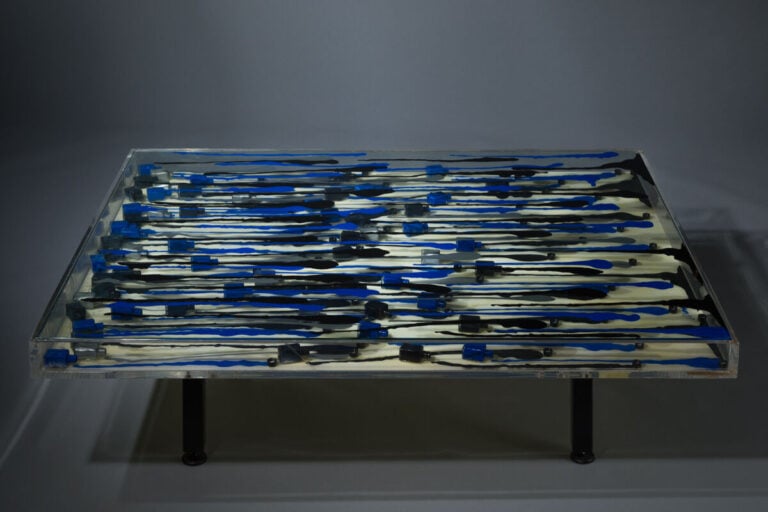 ARMAN (1928-2005) ARMAND FERNANDEZ DIT - Table Wall, 2003 ( Denyse Durand-Ruel…