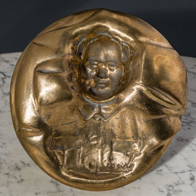 CÉSAR (1921-1998) CÉSAR BALDACCINI DIT - Cendrier Mao - Bronze doré, signé en b…