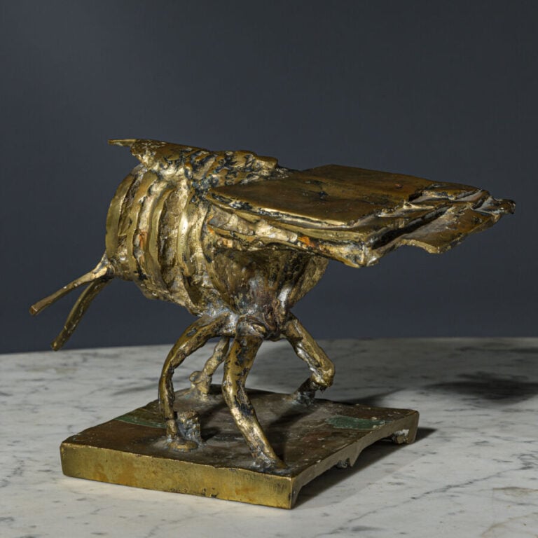 CÉSAR (1921-1998) CÉSAR BALDACCINI DIT - Le bourdon - Bronze soudé à patine dor…