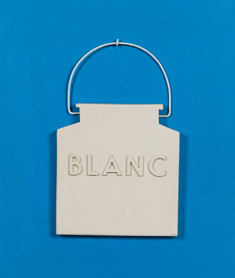 CLAUDE GILLI (1938-2015) - Blanc, 1967 - Bois et métal peints, signé et daté au…