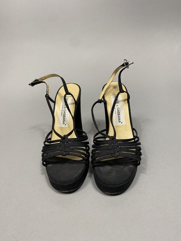 DOLCE & GABBANA - Paire de sandales à talons hauts et semelle compensée en tiss…