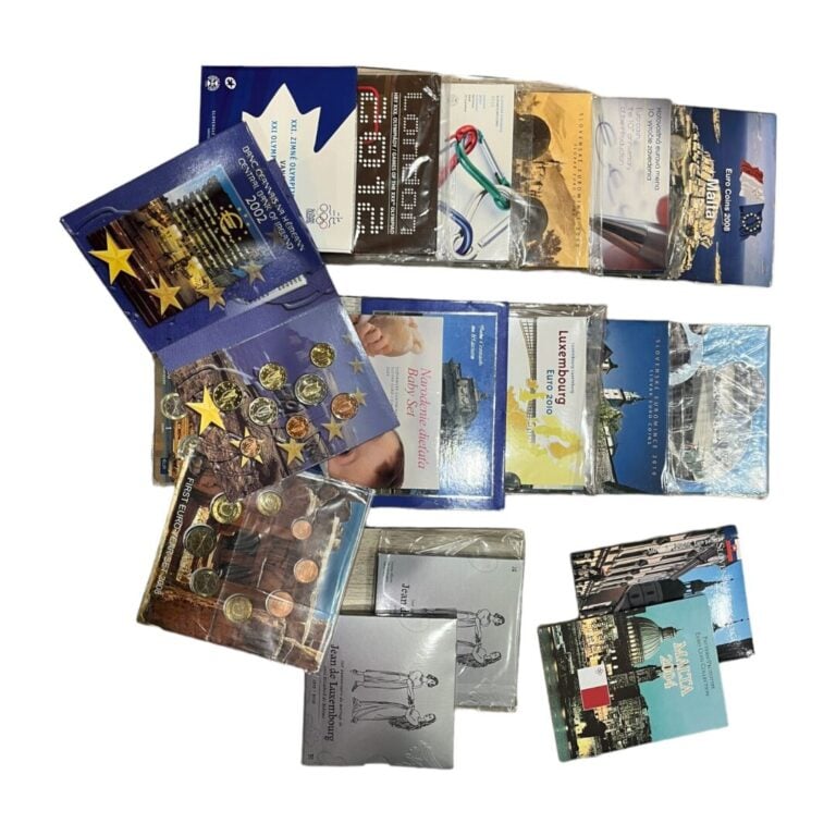 Europe - Divers - Lot de dix-huit set, coffrets FDC, UNC et jetons divers compr…