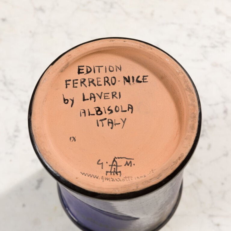 GIORGIO LAVERI (1950- ) - Ensemble de 6 vases en faïence de couleurs différente…