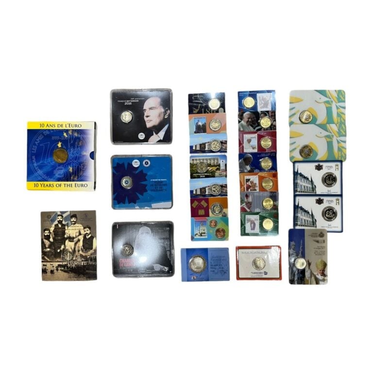 Important lot de vingt six coffrets BU divers comprenant notamment la BU de la…