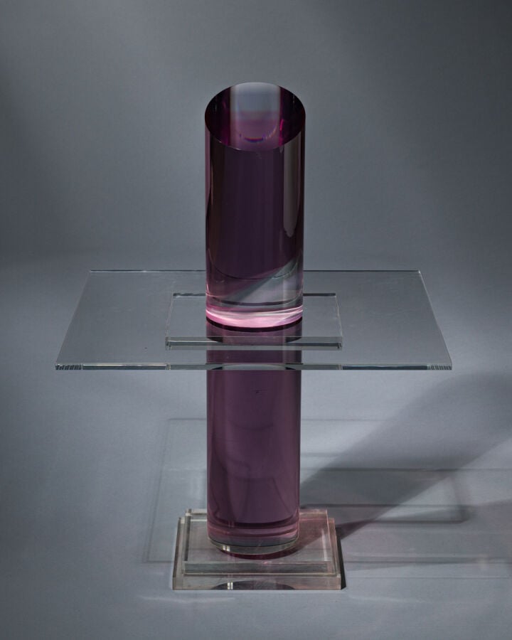 JEAN-CLAUDE FARHI (1940-2012) - Colonne ronde - Sculpture en polyméthacrylate r…