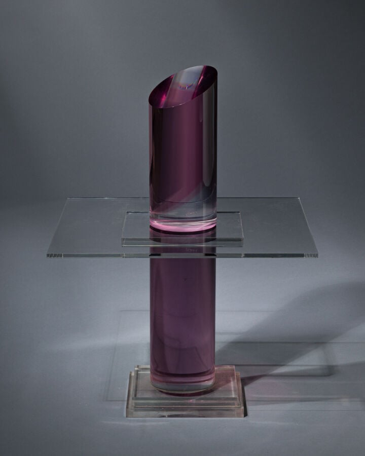 JEAN-CLAUDE FARHI (1940-2012) - Colonne ronde - Sculpture en polyméthacrylate r…