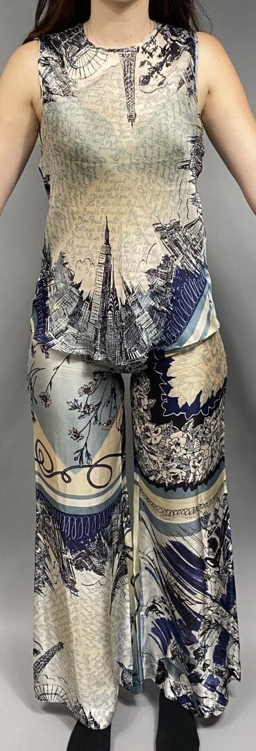 Jean Paul GAULTIER - Ensemble comprenant un pantalon fluide et un top sans manc…