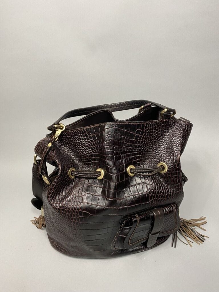 LANCEL - Sac Brigitte Bardot en cuir marron estampé façon croco et surpiqûres,…