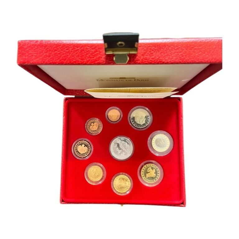 Monaco - Euros - Coffret BE Monaco 2004 Sainte Dévote comprenant les monnaies e…