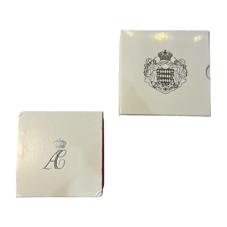Monaco - Euros - Lot de deux coffrets comprenant : - -La 2 euros Mariage 2011 B…