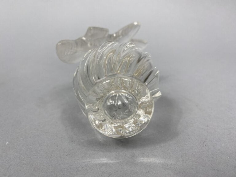 Nina Ricci - Lalique - "L'air du Temps", flacon en cristal incolore pressé moul…